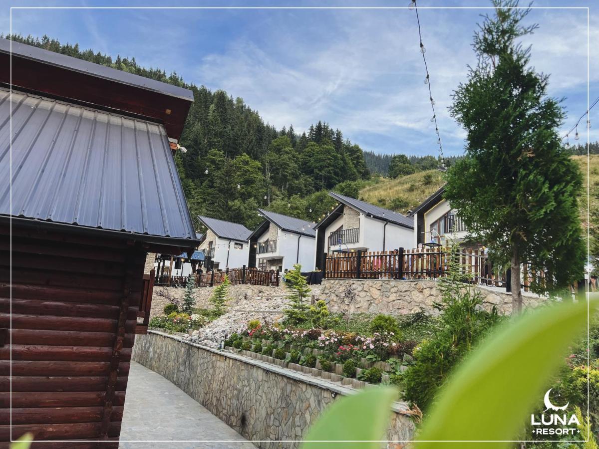Luna Resort Pejë Esterno foto
