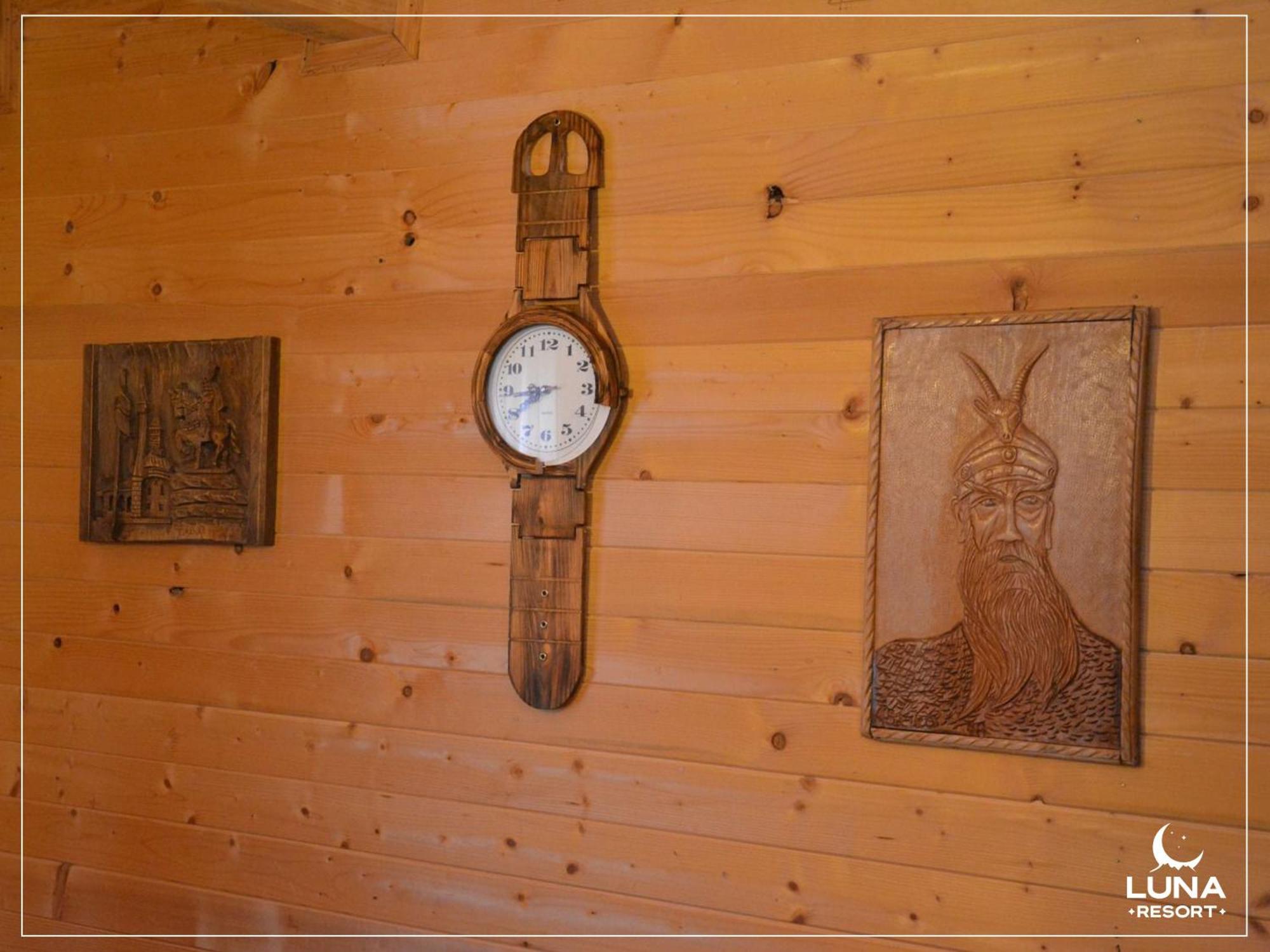 Luna Resort Pejë Esterno foto